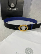 Leather belt with black strap and blue lining, gold Medusa buckle