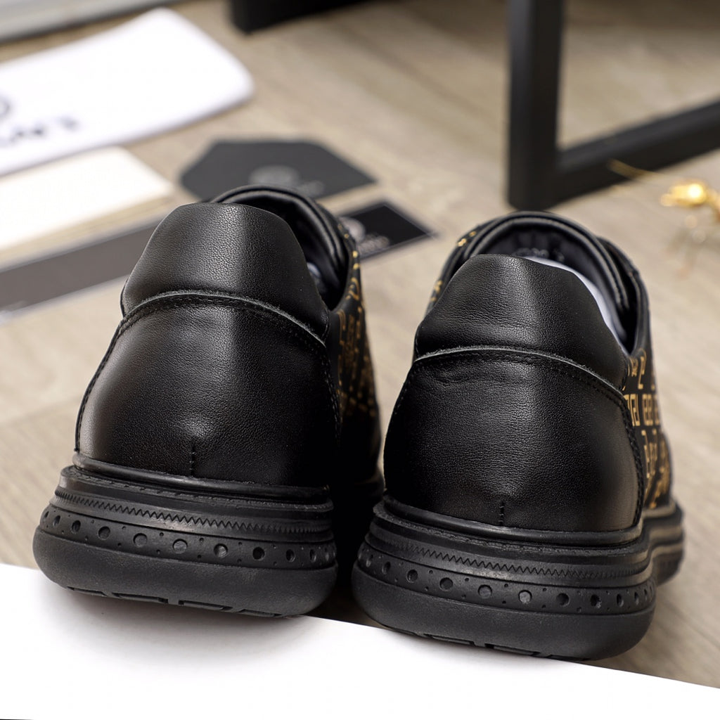 Versace sneakers heel view, black leather with textured rubber sole and rear detailing
