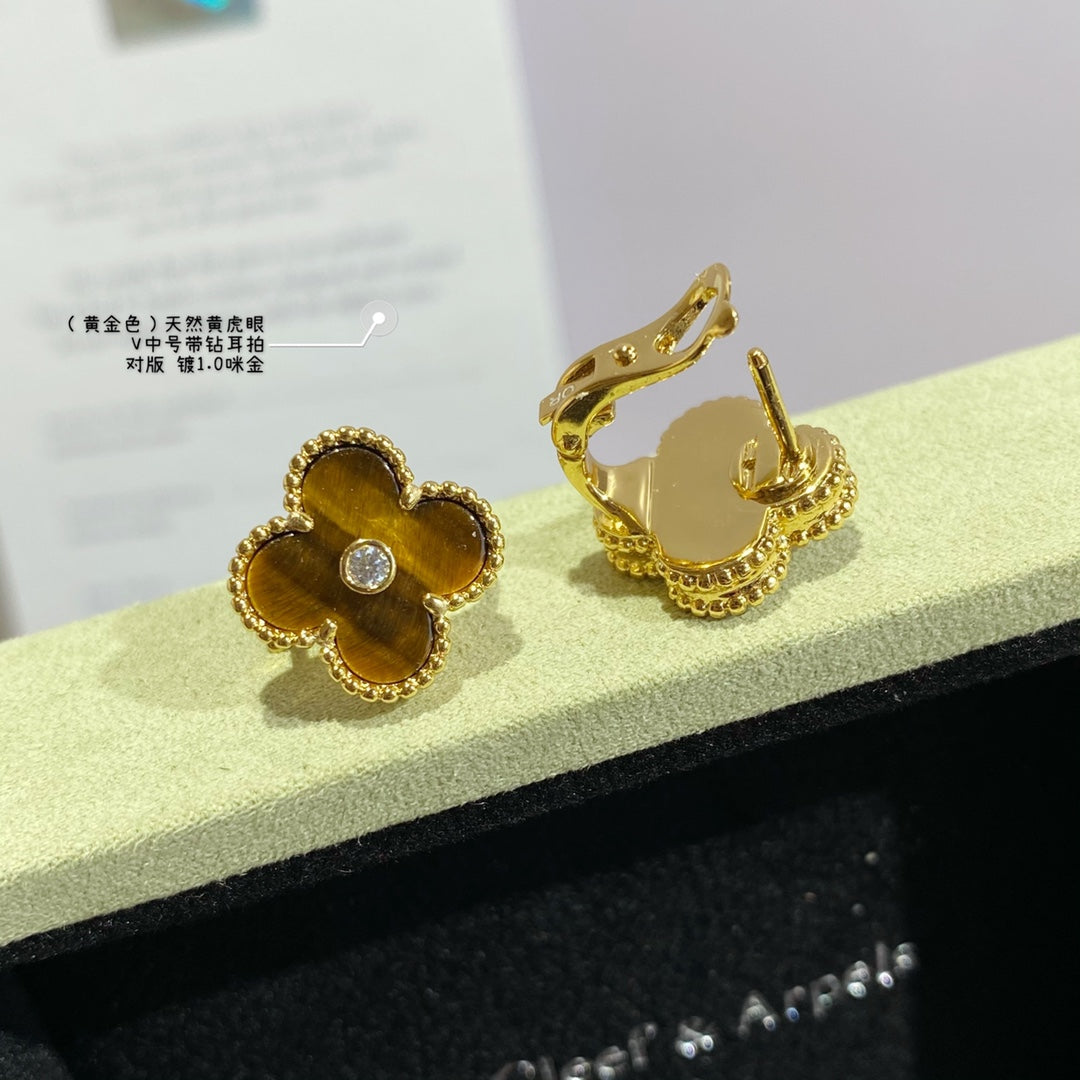 Van Cleef & Arpels Accessories