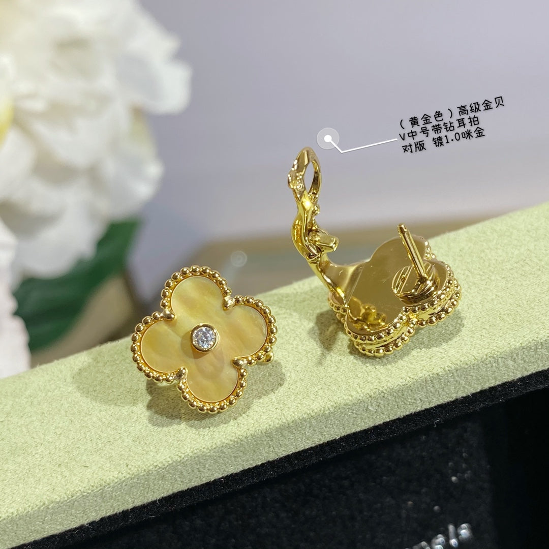 Van Cleef & Arpels Accessories