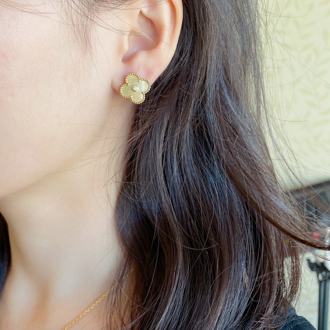 Van Cleef & Arpels Accessories