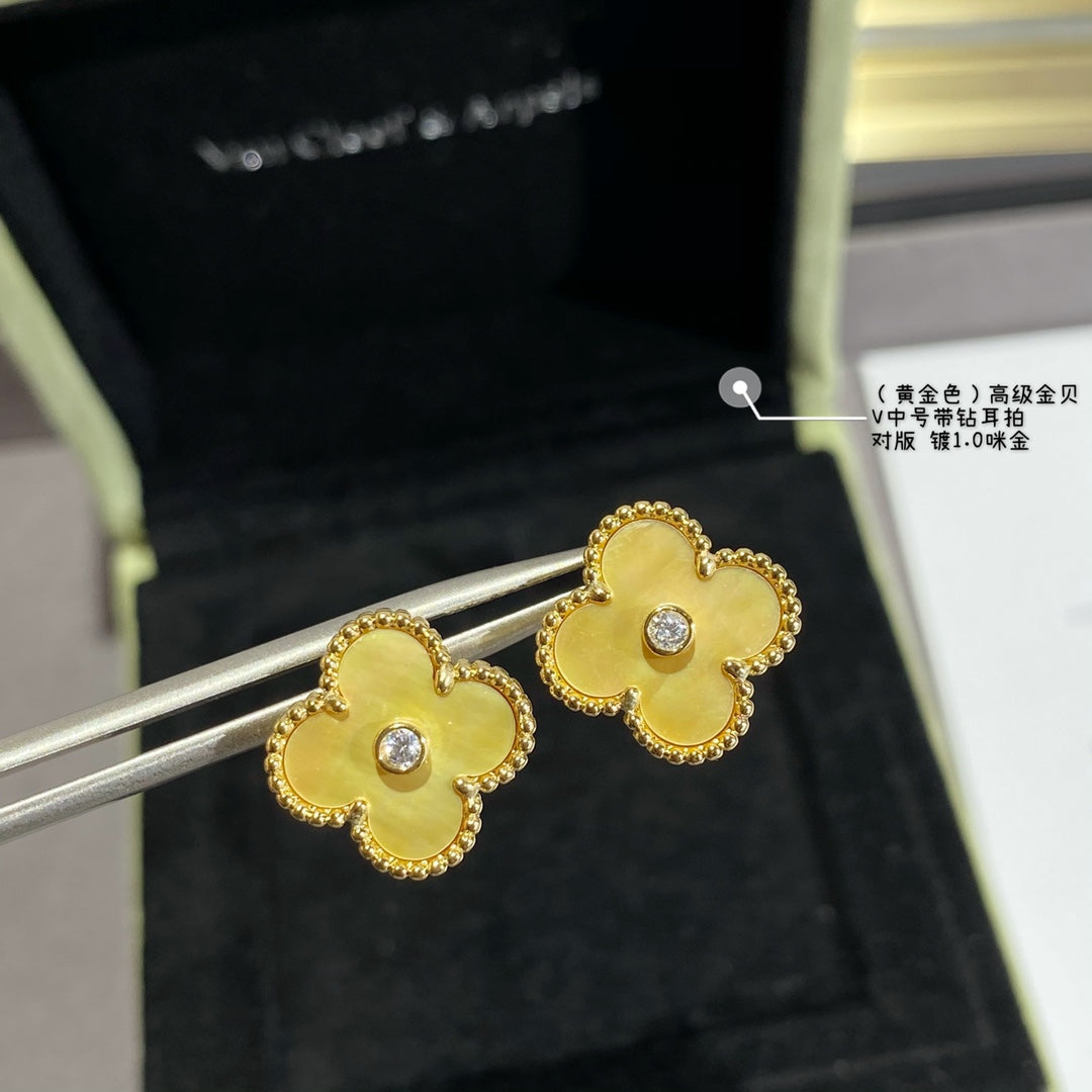 Van Cleef & Arpels Accessories