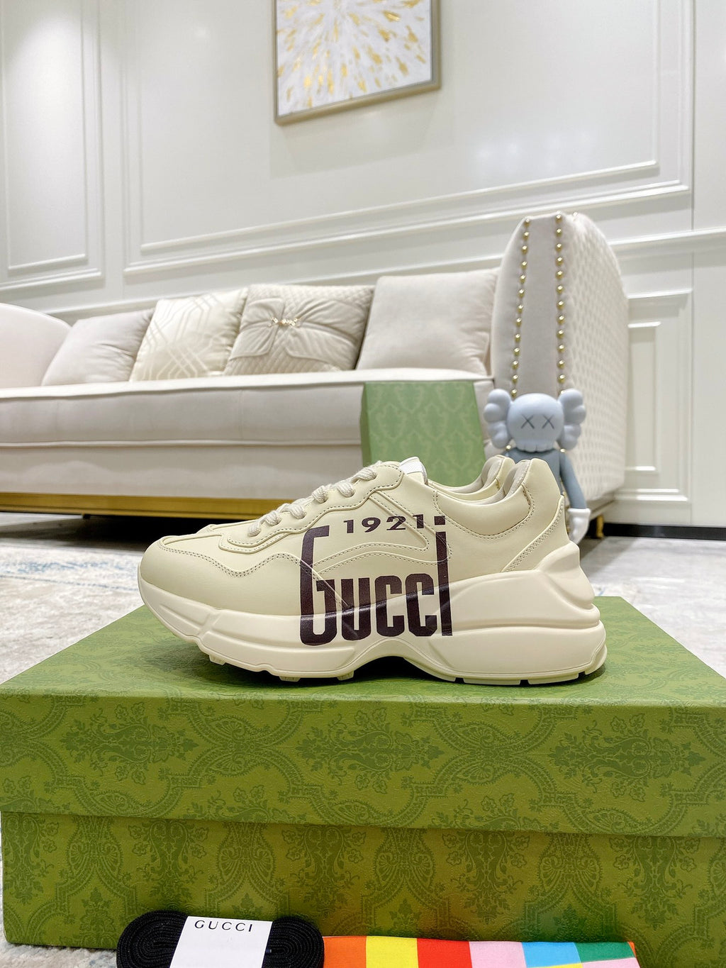 Gucci unisex sneakers in cream leather-look, lace-up with GUCCI 1921 side patch