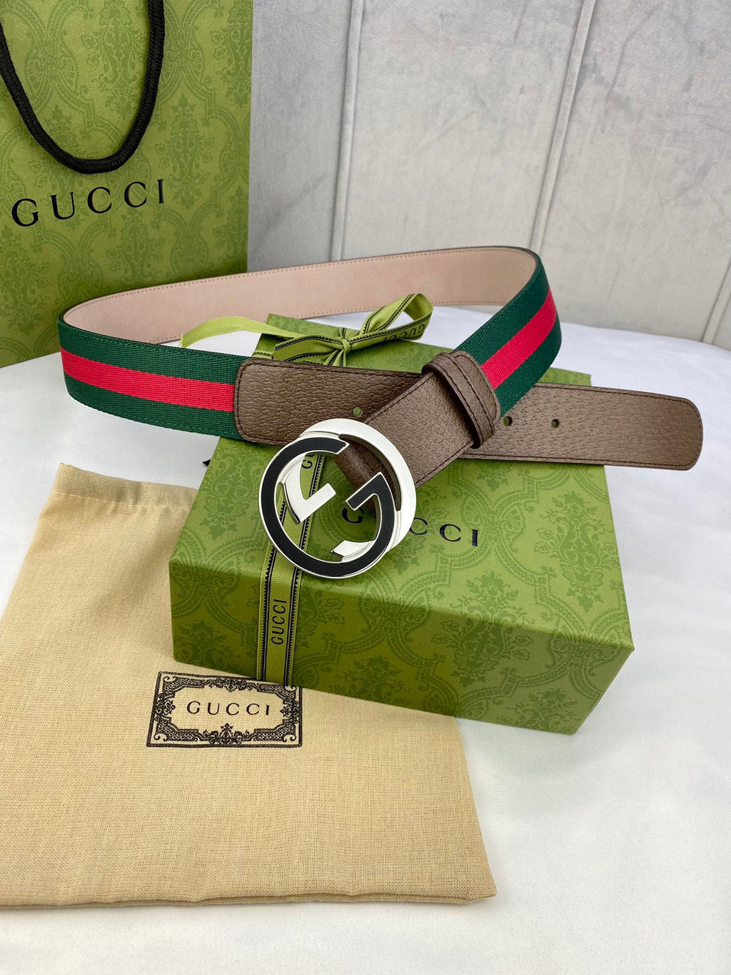 Gucci buckle belt with brown leather and green-red striped band