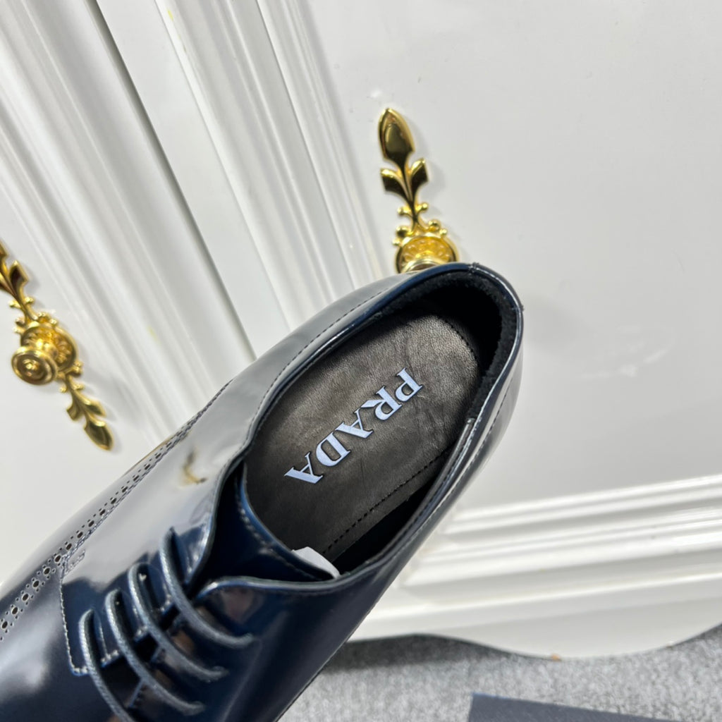 Prada unisex leather lace-up oxford shoe, dark blue heel collar with Prada label