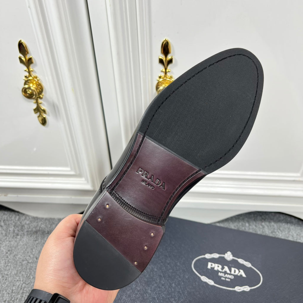 Prada unisex leather lace-up dress shoe sole, underside and heel detail