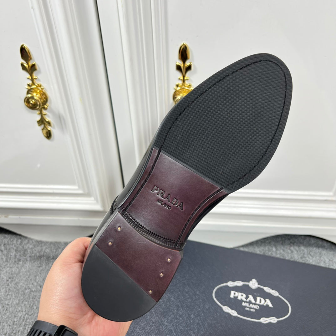 Prada unisex leather lace-up dress shoe sole, underside and heel detail