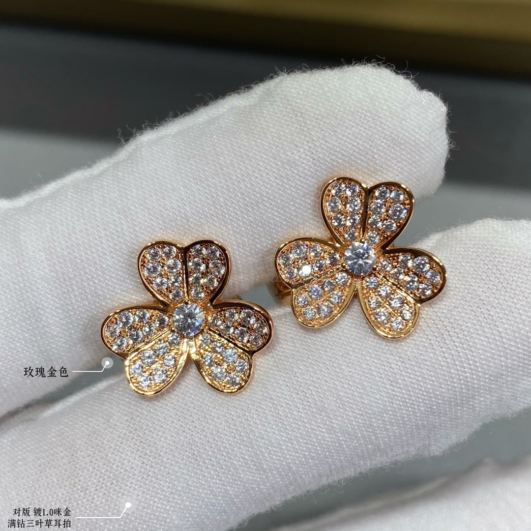 Van Cleef & Arpels Accessories