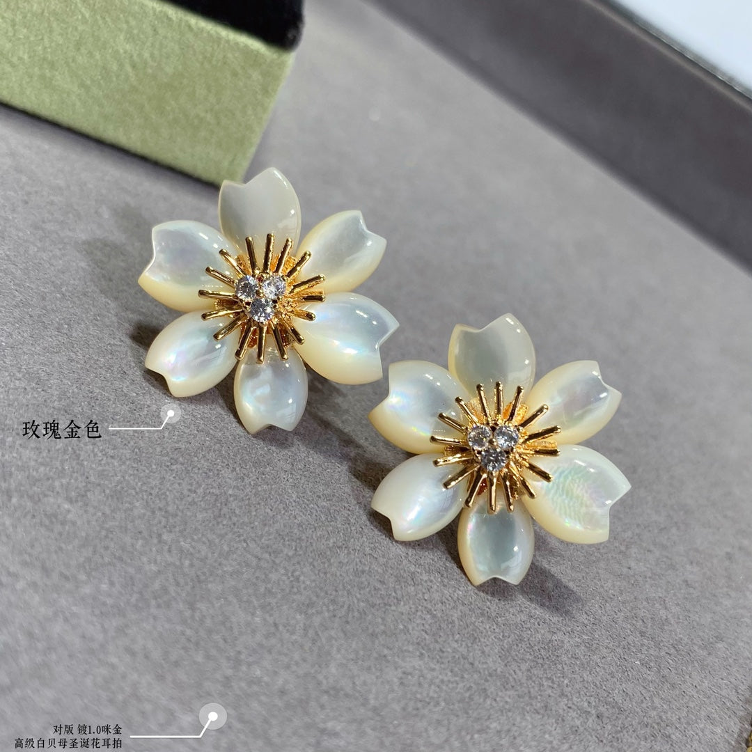 Van Cleef & Arpels Accessories