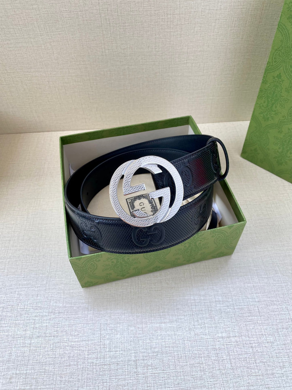 Gucci belt in dark navy with silver interlocking G buckle, inside gift box