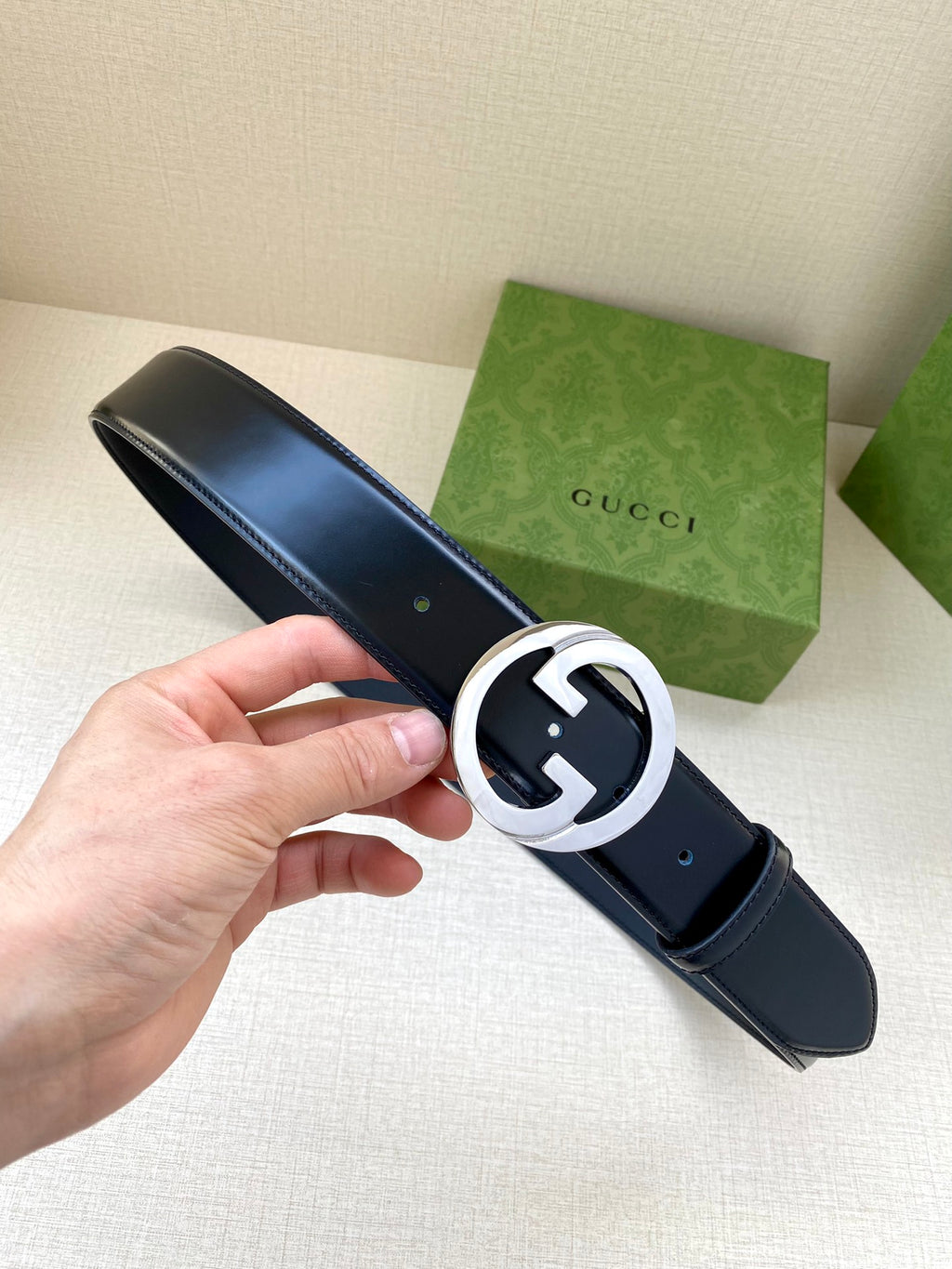 Gucci belt, dark blue leather strap with silver-tone G buckle