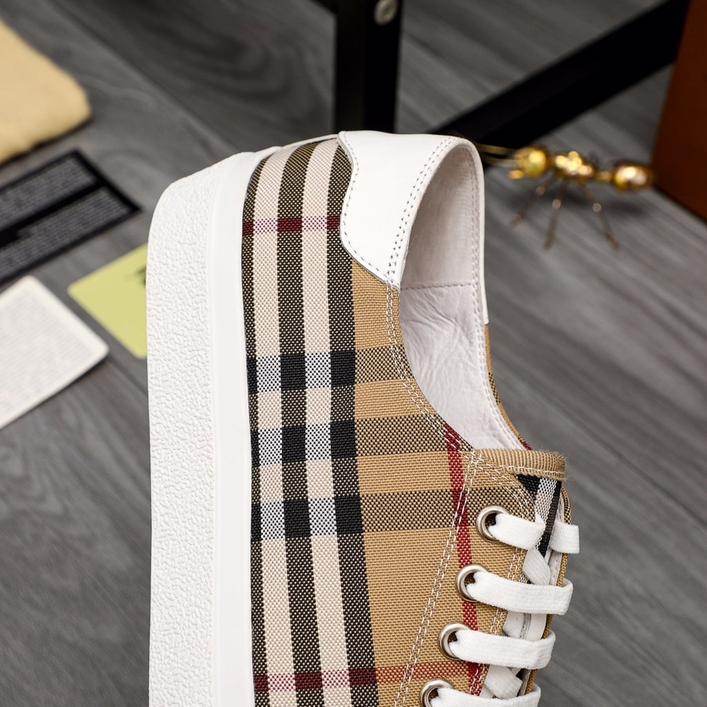 Luxury Shoes Burberry