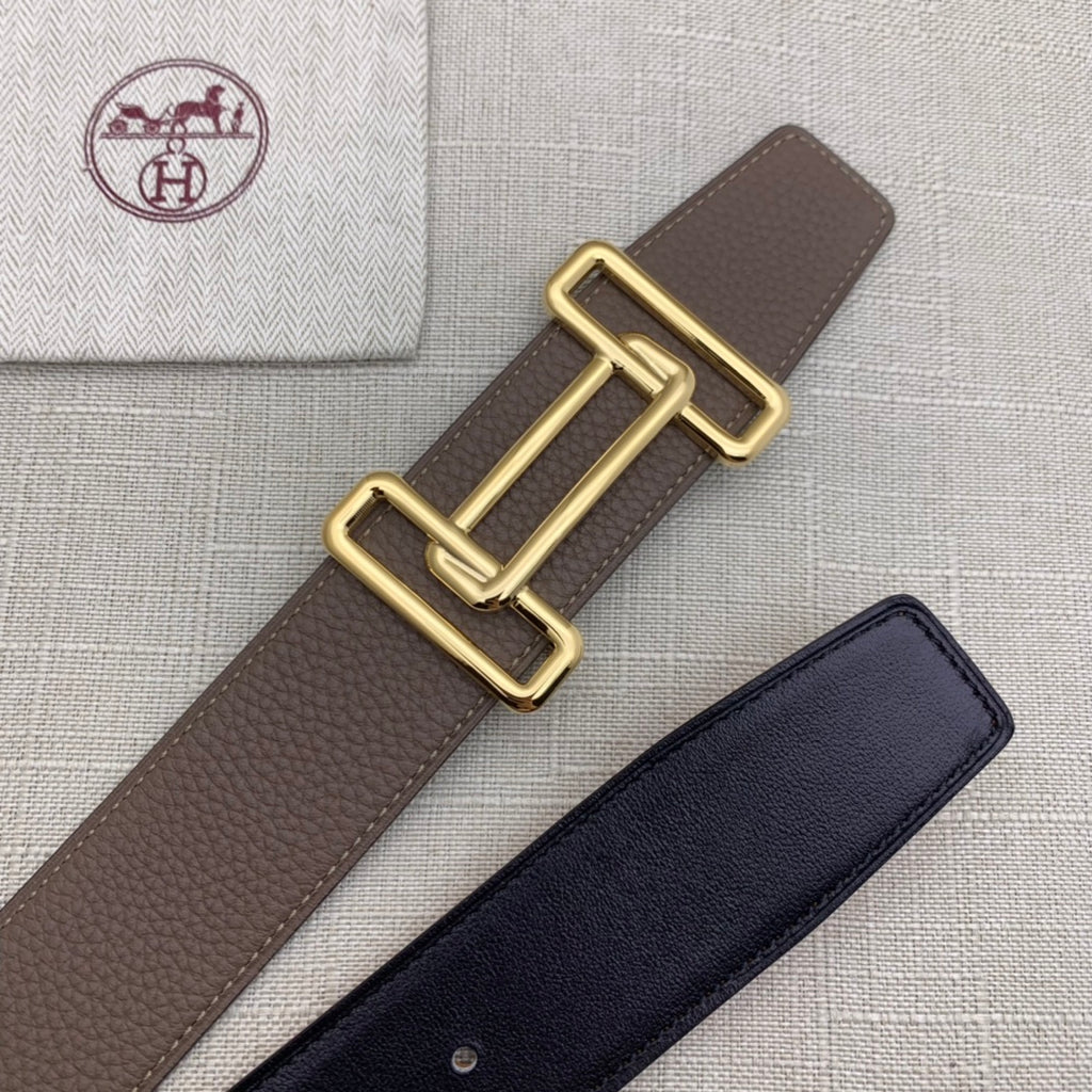 Set of two leather belts: brown gold H buckle and navy gold buckle