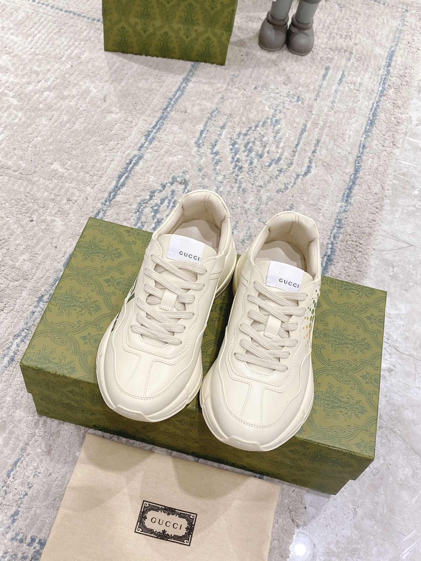 Luxury Shoes Gucci Unisex