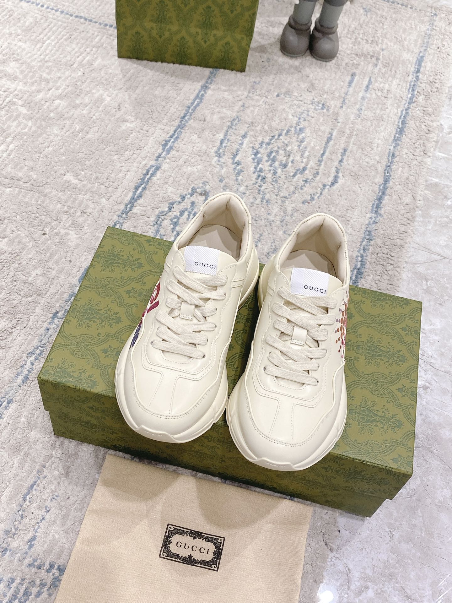 Luxury Shoes Gucci Unisex