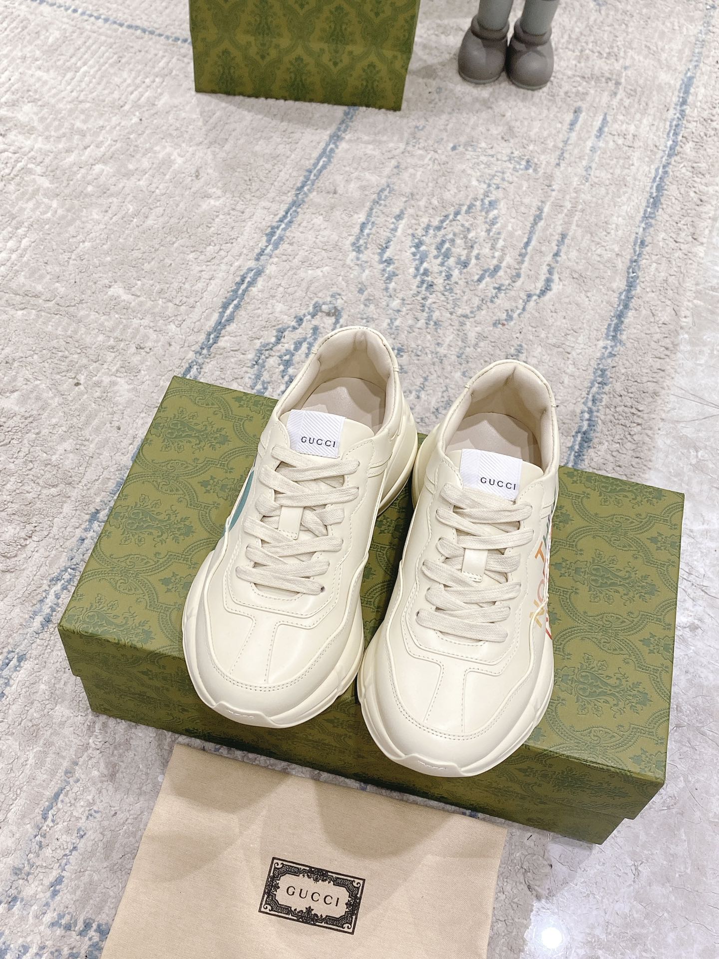 Luxury Shoes Gucci Unisex