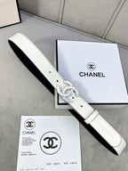 Chanel belt in pale white leather with silver-toned CC buckle