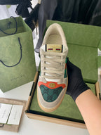 Gucci unisex sneakers in light beige with multicolor logo heel detail