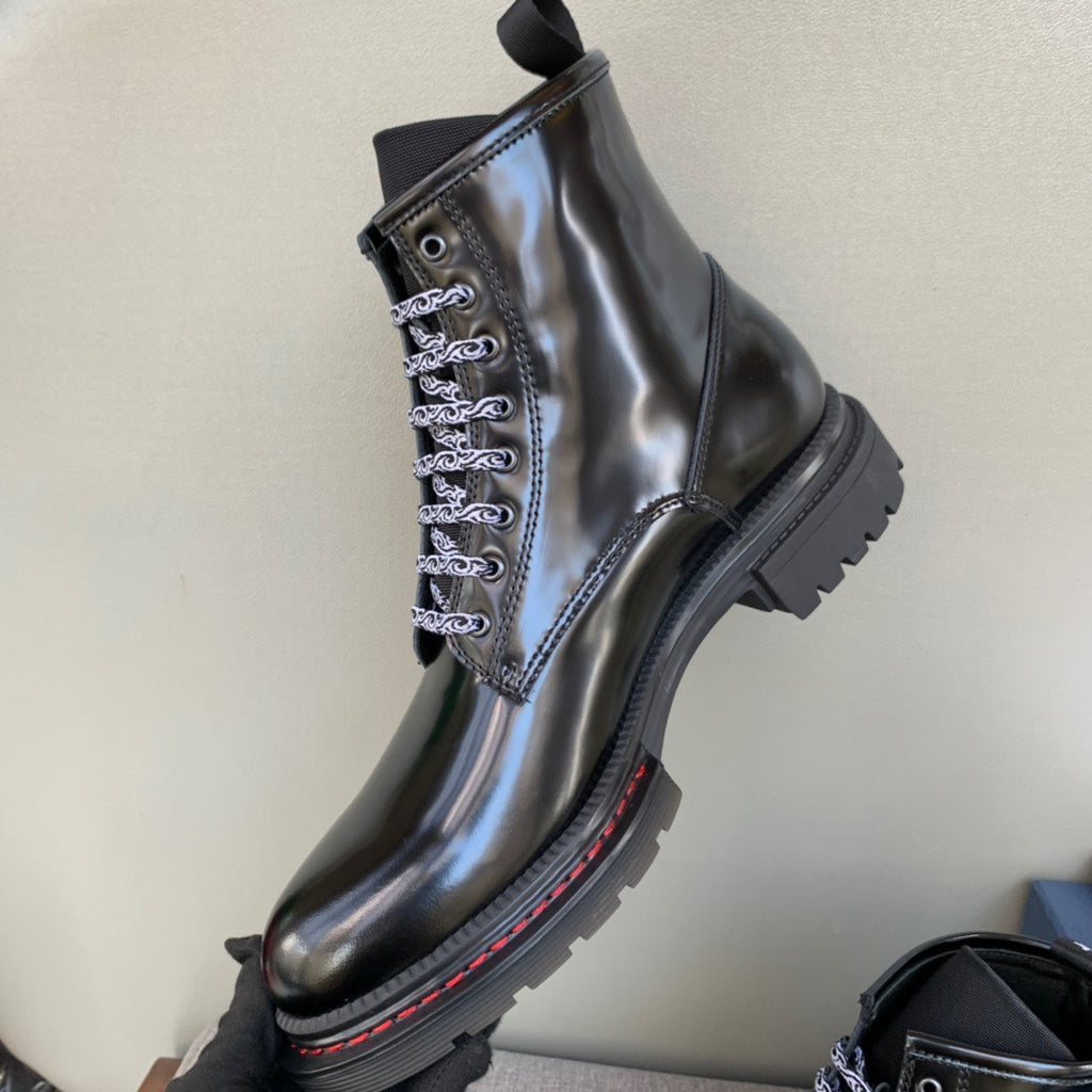 Black unisex leather lace-up ankle boot with Dior logo and side panel stitching