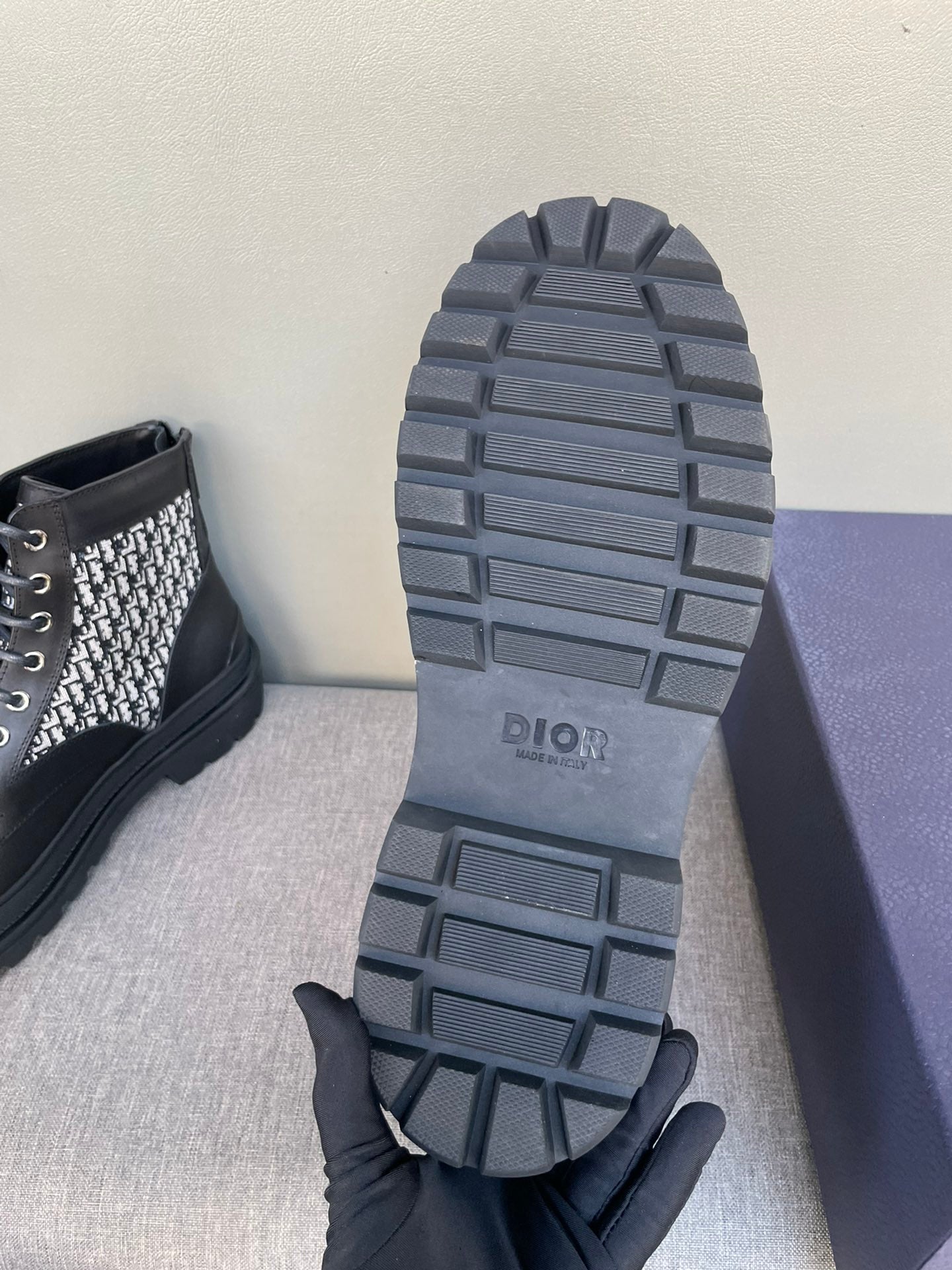 Dior lace-up ankle boot outsole, treaded rubber sole and heel unit