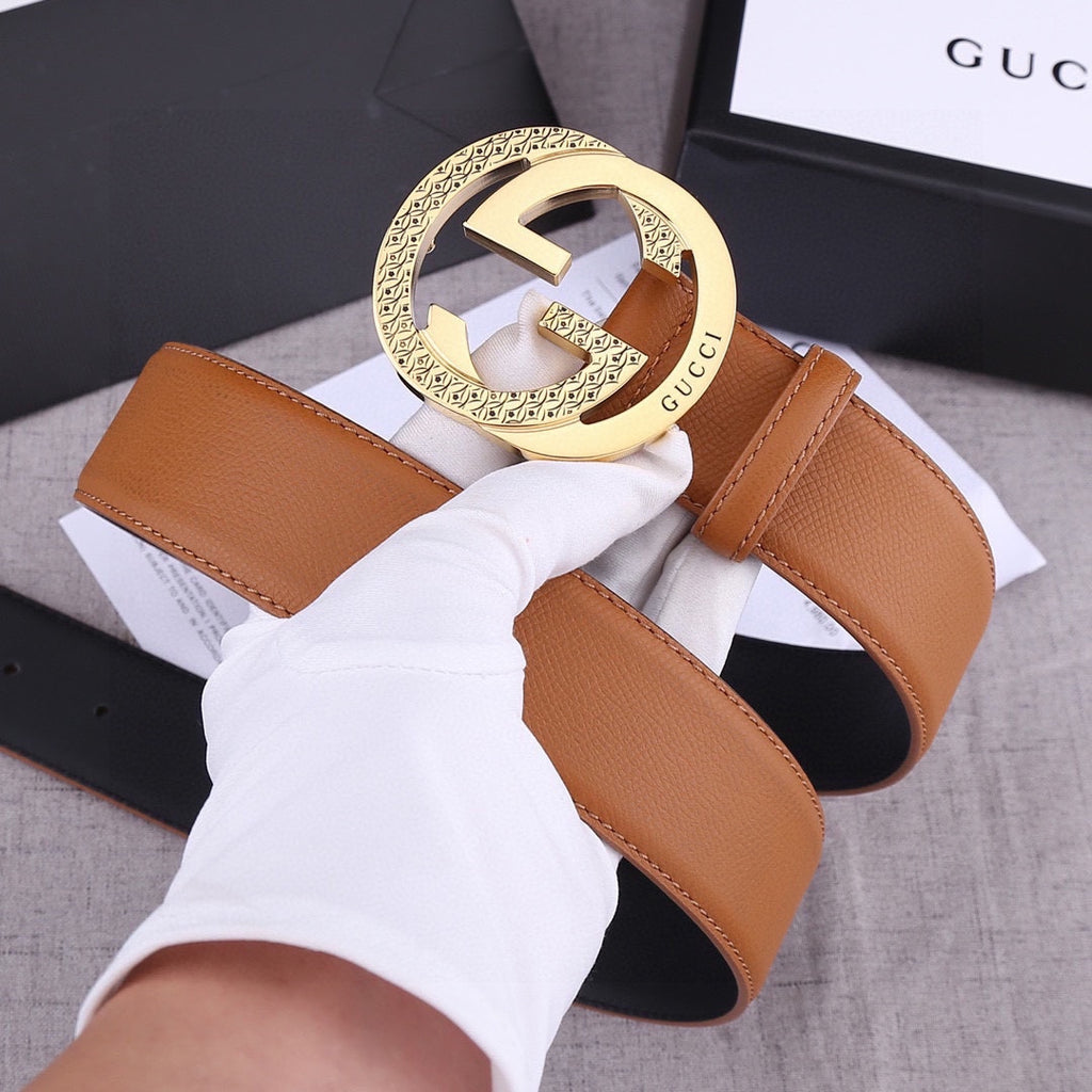 Gucci tan leather belt with round gold-tone GG buckle and keeper loop