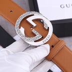 Gucci tan leather belt with close-up round silver GG buckle