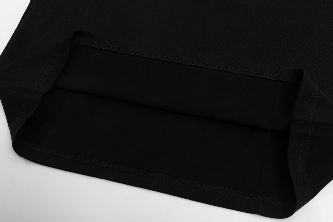Black short-sleeve T-shirt inside neckline seam detail