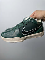 Max Batch-UNDEFEATED × Nike Zoom Kobe 4 Protro “Dark Green Bucks”