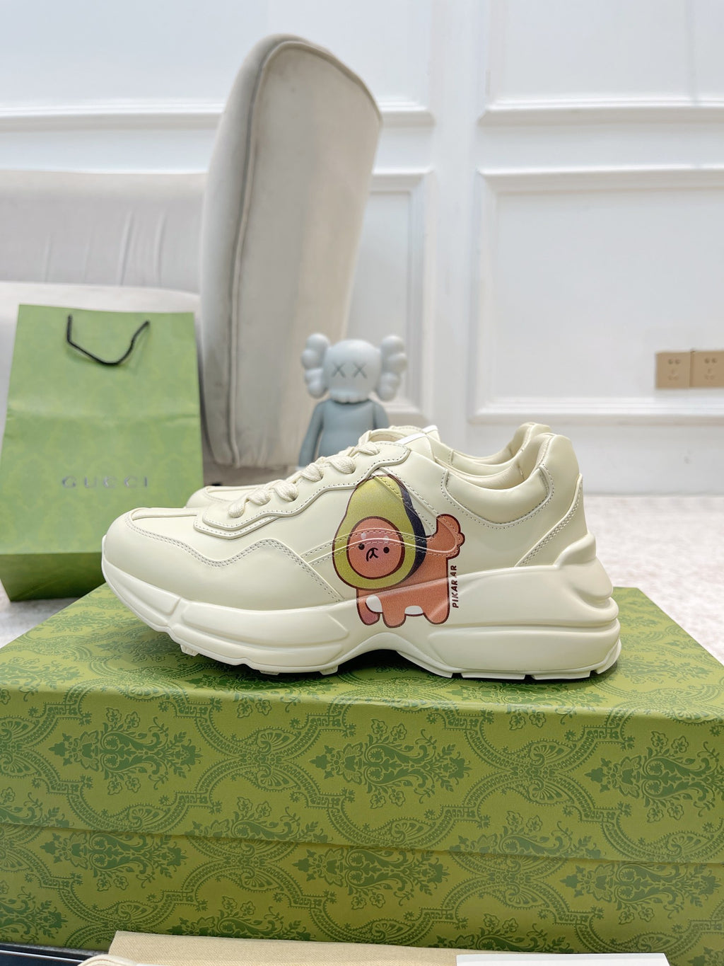 Gucci unisex white sneakers with lace-up front, chunky sole, cartoon bear applique