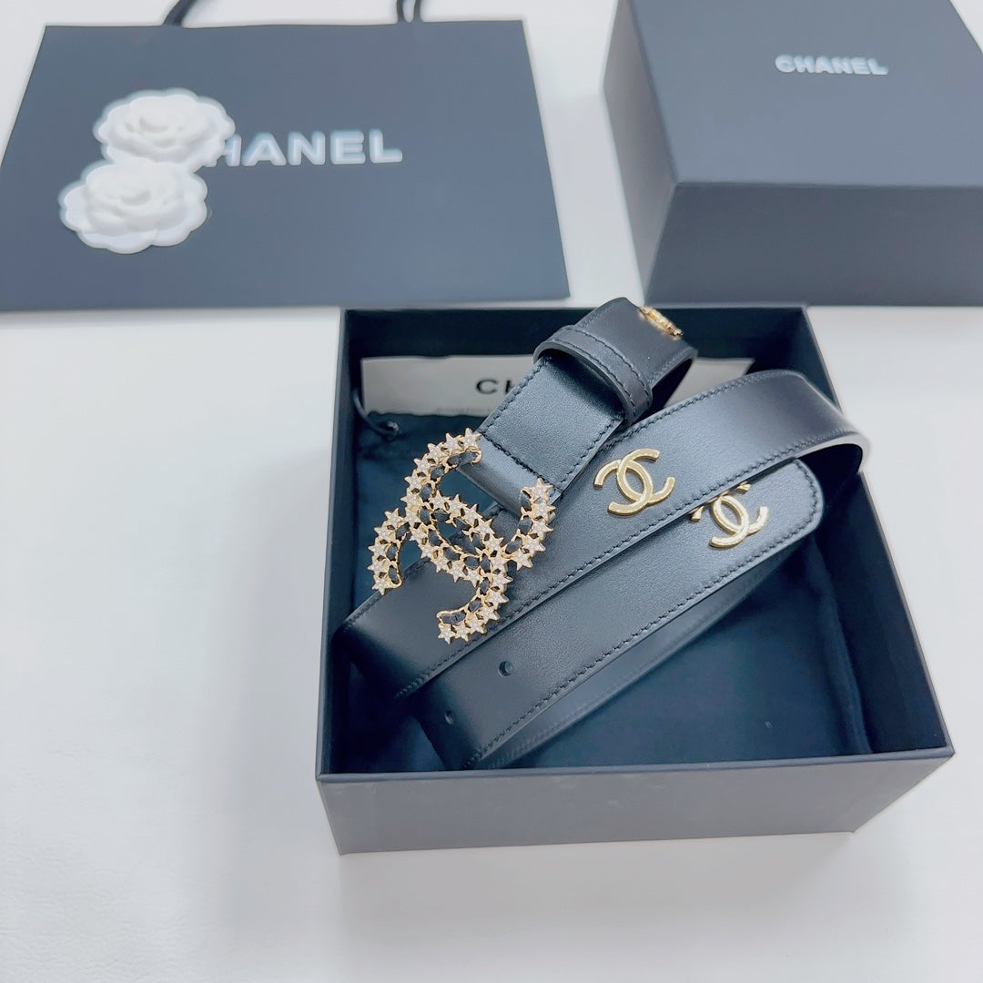 Chanel belt in dark blue leather with gold-toned CC buckle and logo plate
