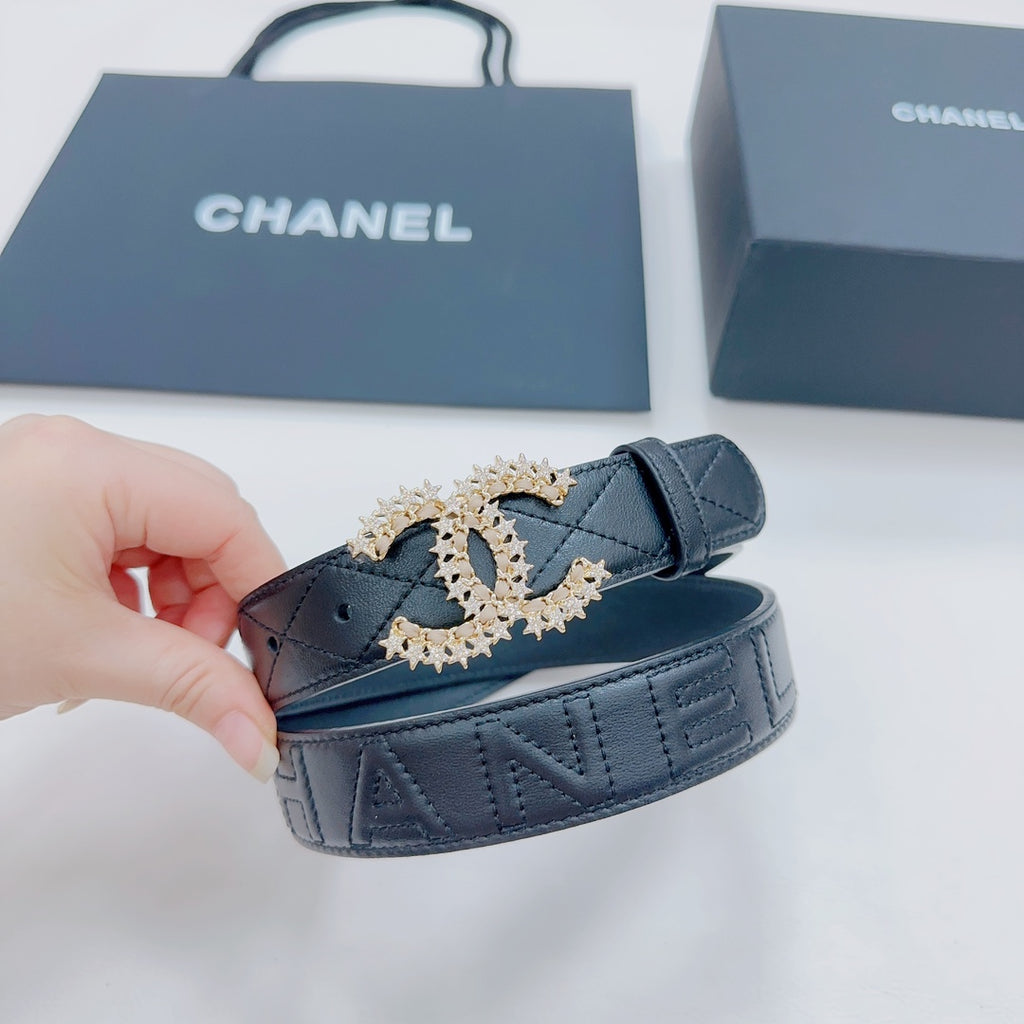 Chanel dark blue leather belt with quilted pattern and gold-tone CC buckle, side view