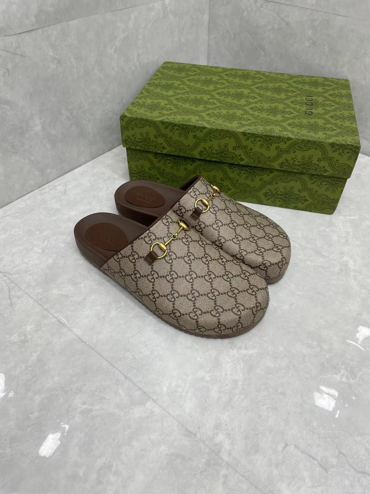 Luxury Shoes Gucci Sandals