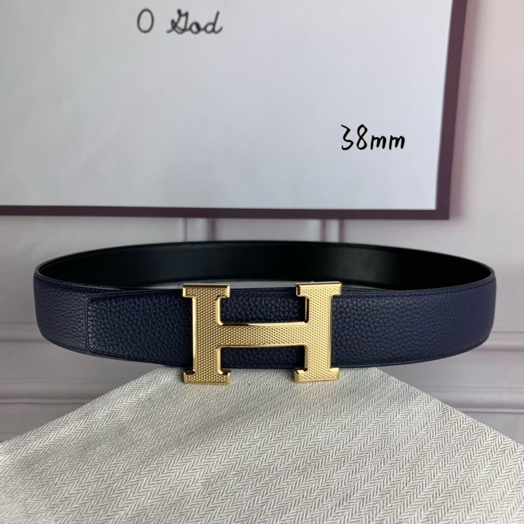 Hermes belt in dark blue leather with gold-tone H buckle, 38mm