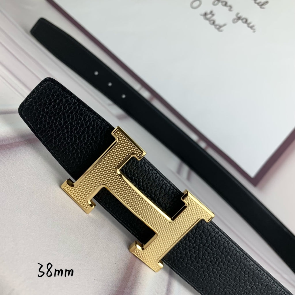 Black pebbled leather belt with gold H-style buckle detail