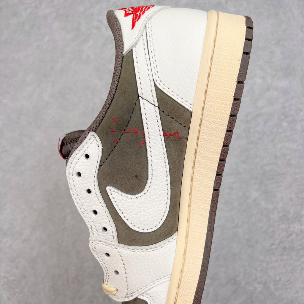 KZ Batch-Air Jordan 1  × Travis Scott “ Reverse Mocha”