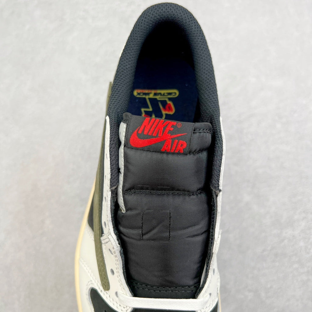 KZ Batch-Air Jordan 1  × Travis Scott “ Olives”