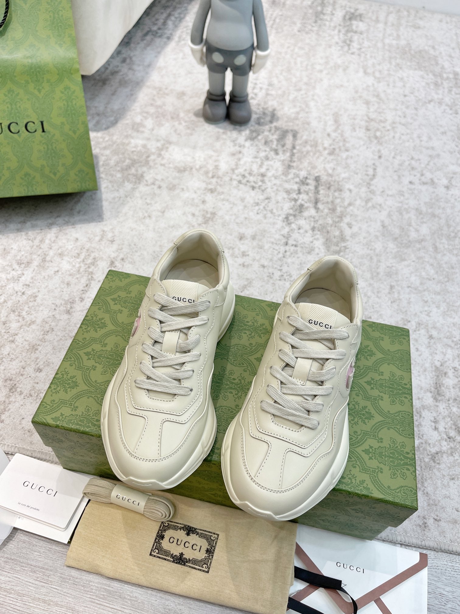 Luxury Shoes Gucci Unisex