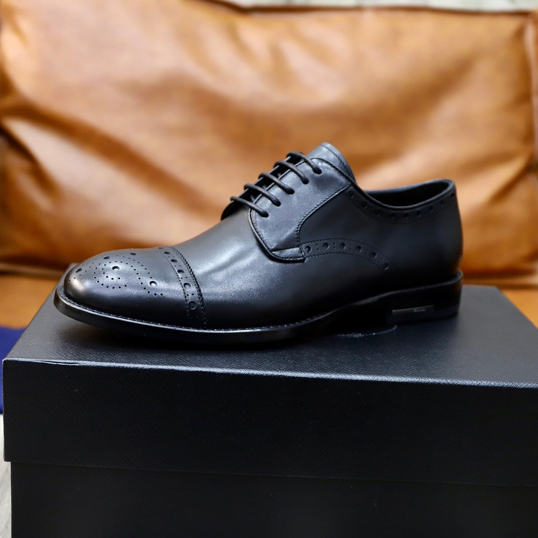 Black leather lace-up oxford shoe with perforated toe and lace-up front, Prada