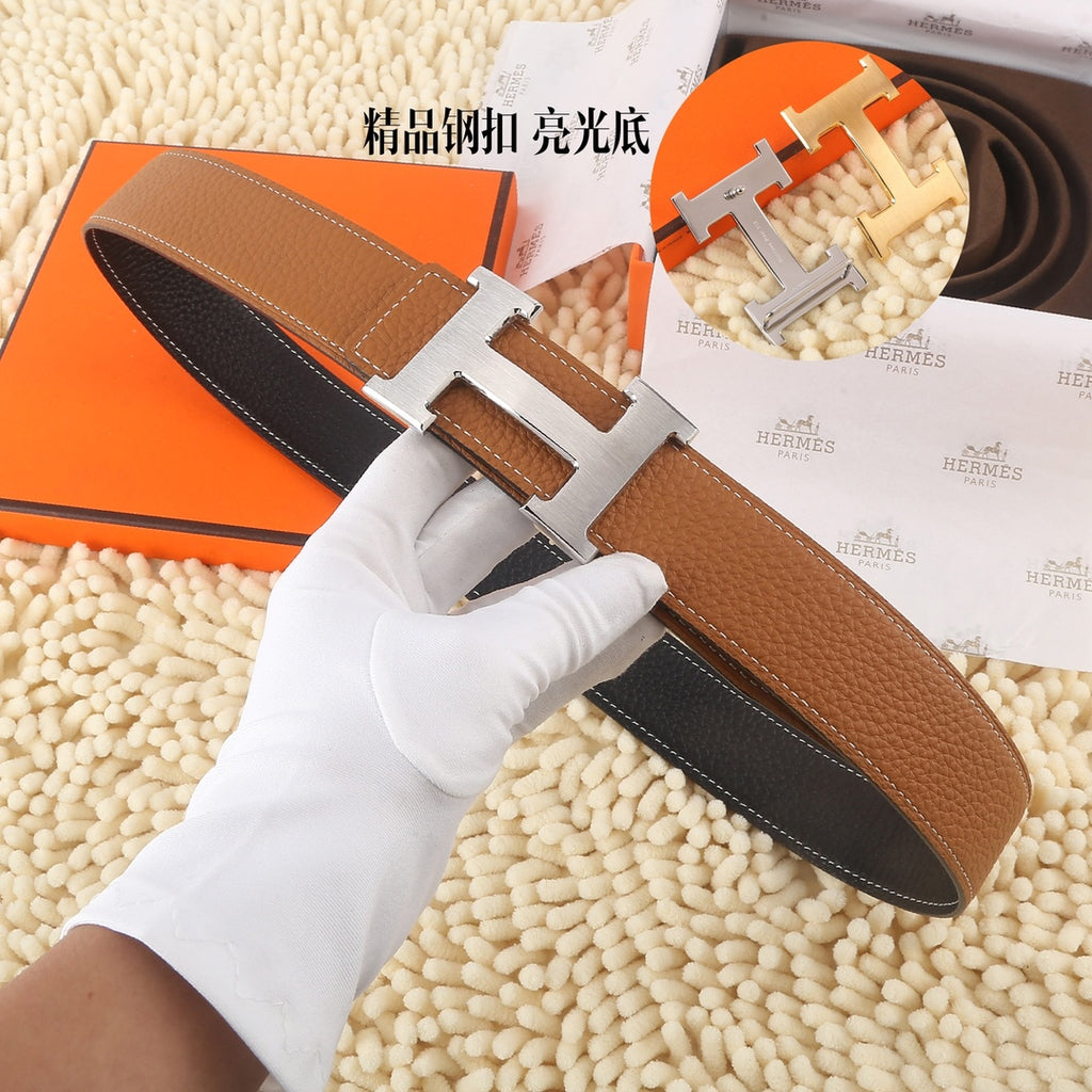 Hermes belt in brown leather with silver-tone H buckle and contrast stitching edge
