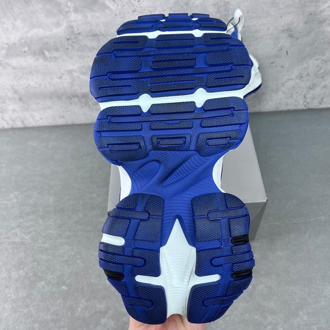 Balenciaga unisex sneaker outsole, blue tread with cushioned heel grooves