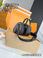 Bags Men Louis Vuitton