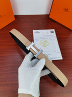 Hermes reversible leather belt with light beige strap and gold-tone H buckle