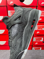 GX Batch-Kaws × Air Jordan 4 Black