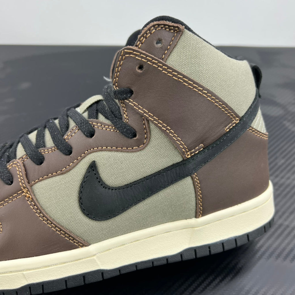 AY Batch-Dunk SB High Pro "Baroque Brown"