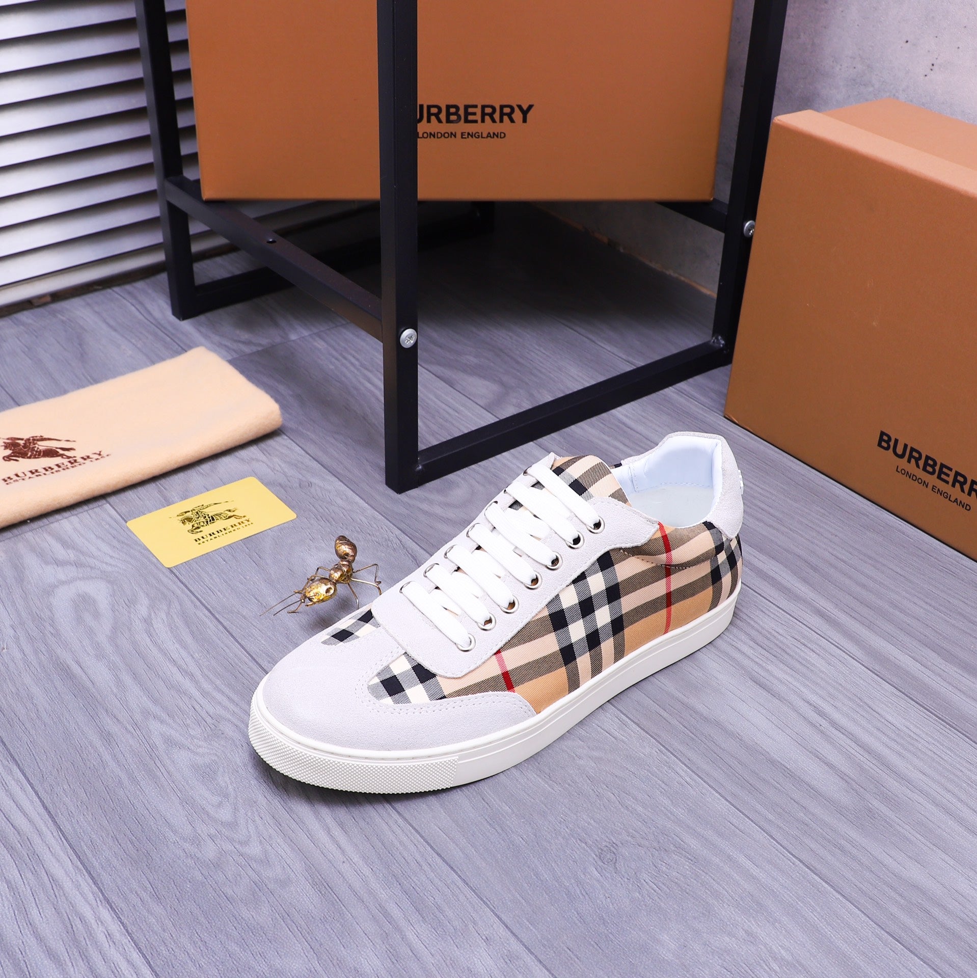 Luxury Shoes Burberry