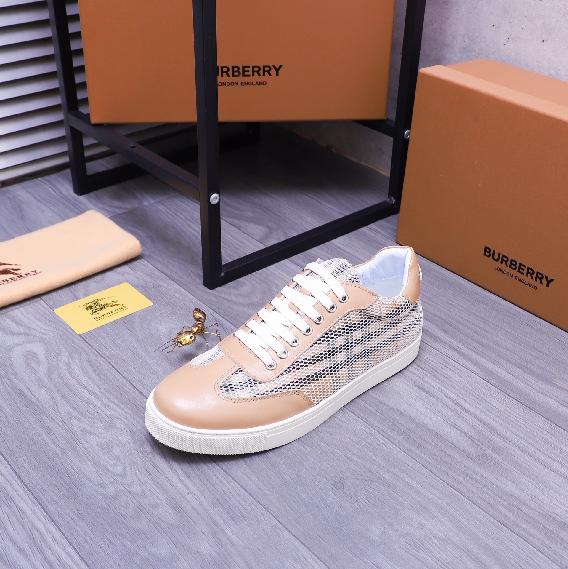 Luxury Shoes Burberry