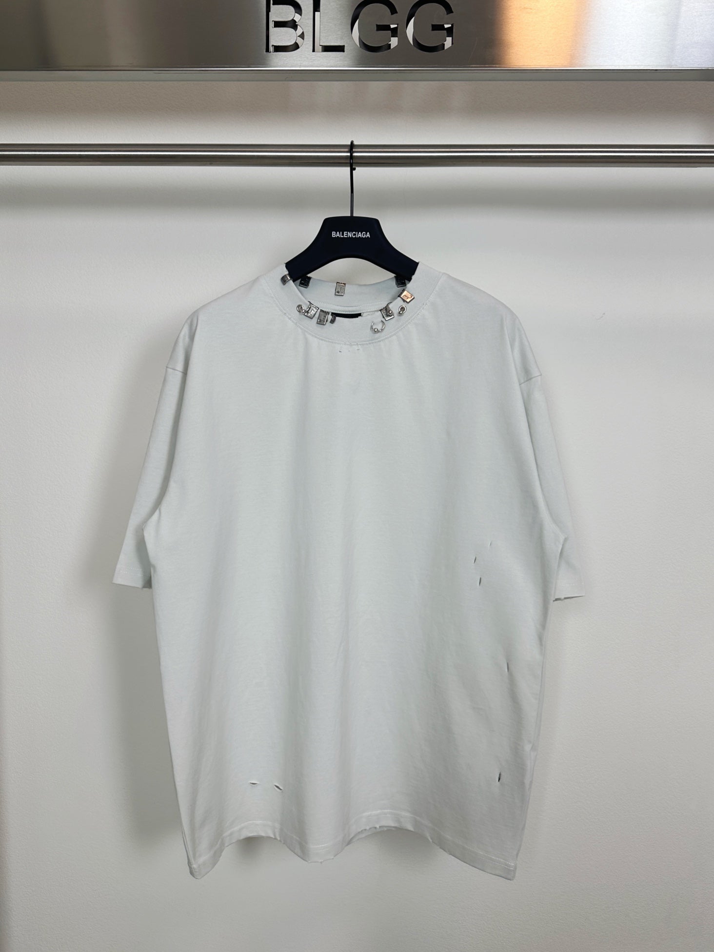 Balenciaga white short-sleeve T-shirt with studded crew neck collar