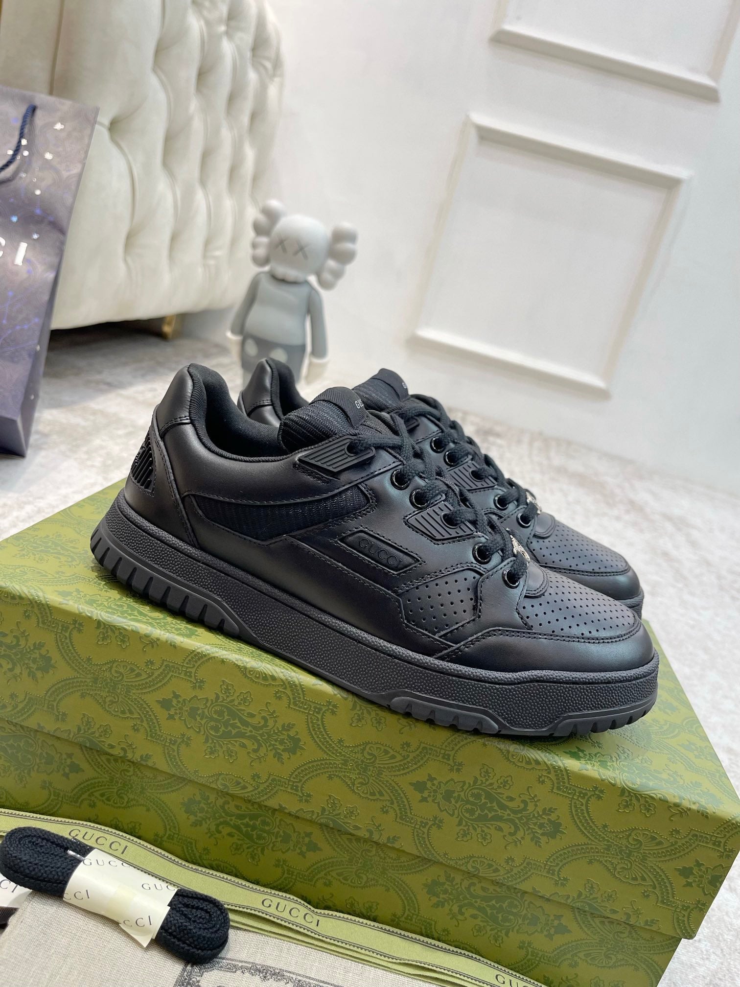 Luxury Shoes Gucci Unisex