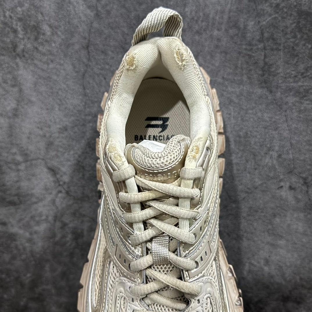 Balenciaga unisex sneakers tongue view, off-white collar with logo insole