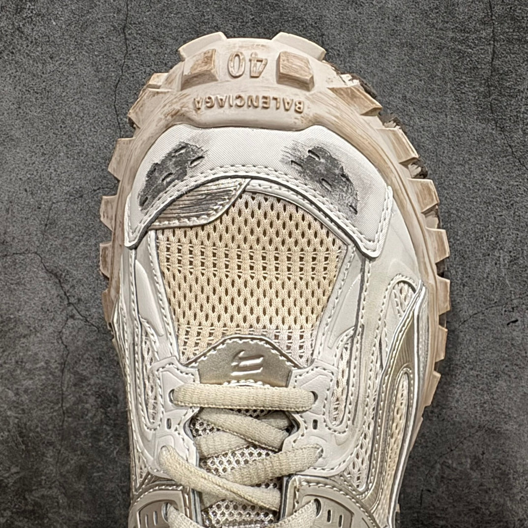 Balenciaga unisex sneakers toe view, off-white mesh panel with lace and lug tread